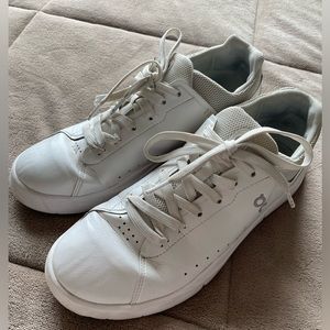 On Cloud (OC) Tennis Shoes Men’s size 8